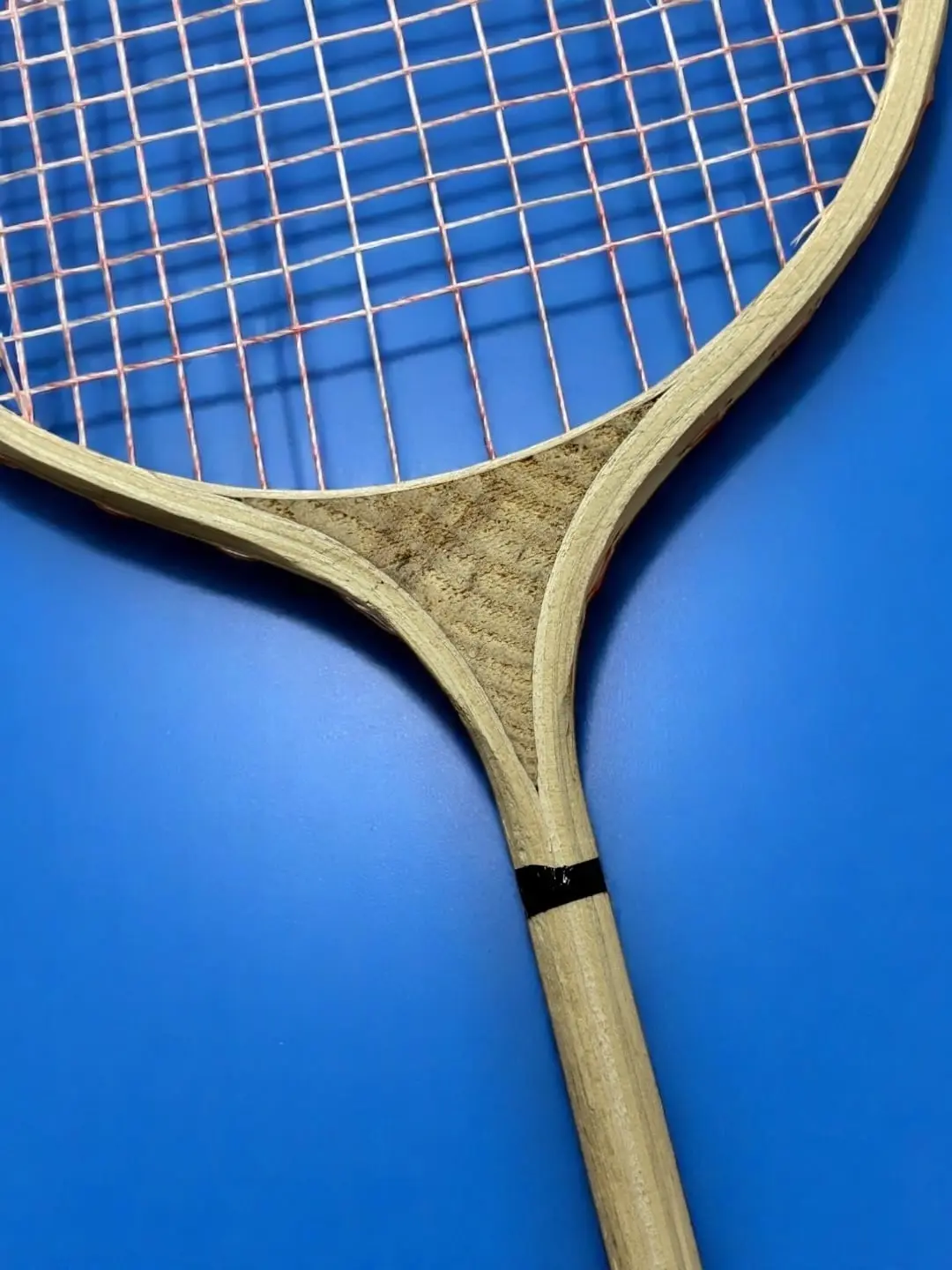 Badminton to'plami, Yengil yog'och raketkalar va volanchik, 5 yoshdan bolalar uchun faol o'yinlar, Retro uslub — 2-rasm