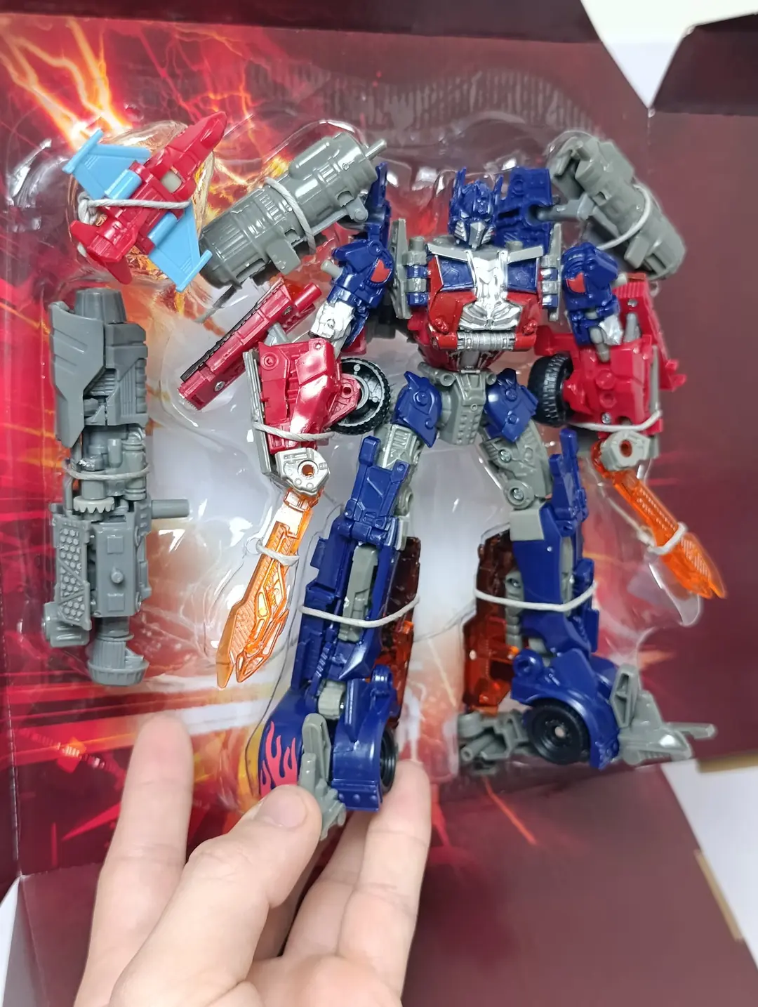 Transformer Optimus Prime robot-yuk mashinasi 5+ rivojlantiruvchi yorqin — 4-rasm