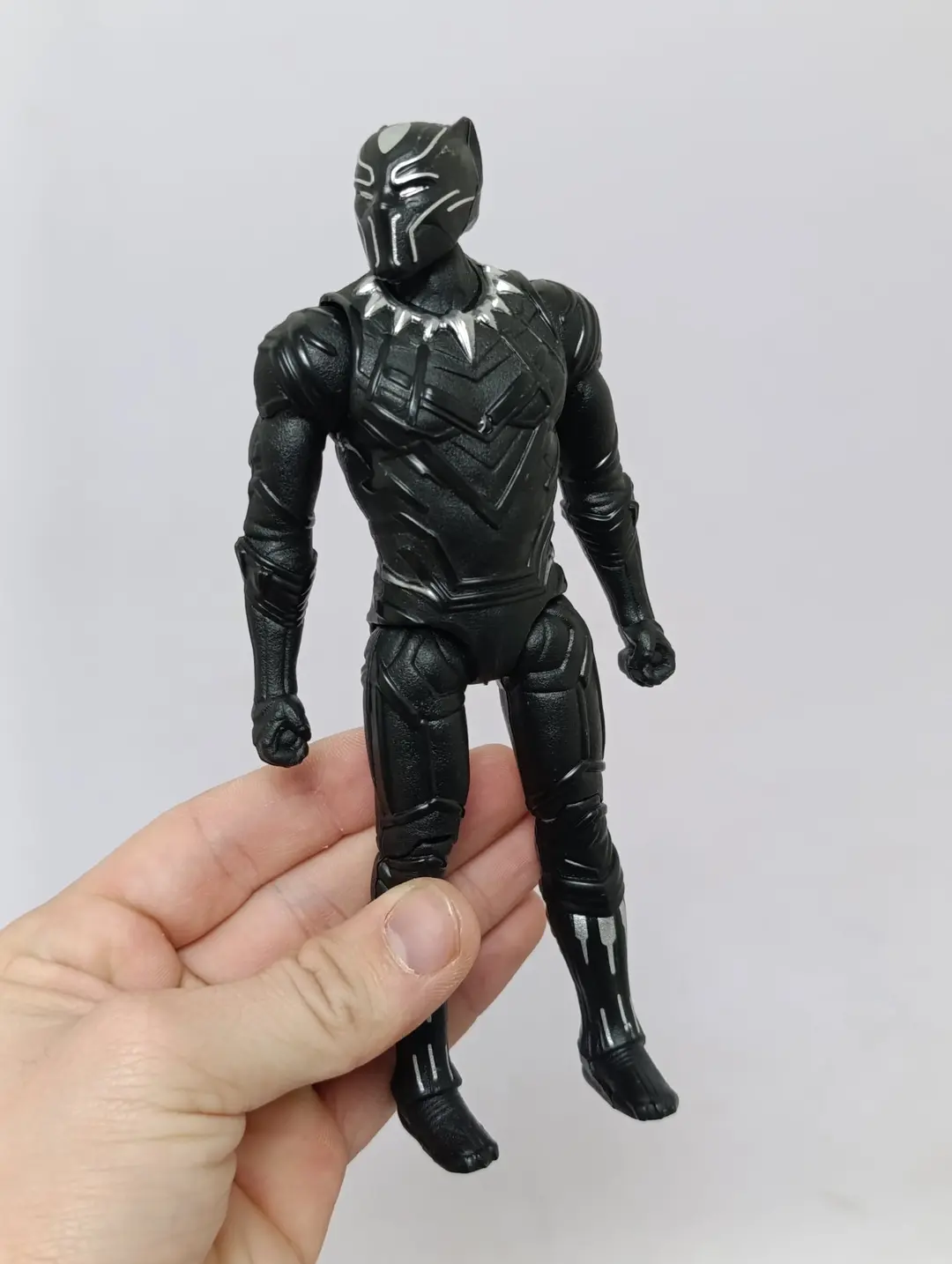 Avengers 4-1 Figuralar Toʻplami Temir Odam Kapitan Amerika Oʻrgimchak — 4-rasm