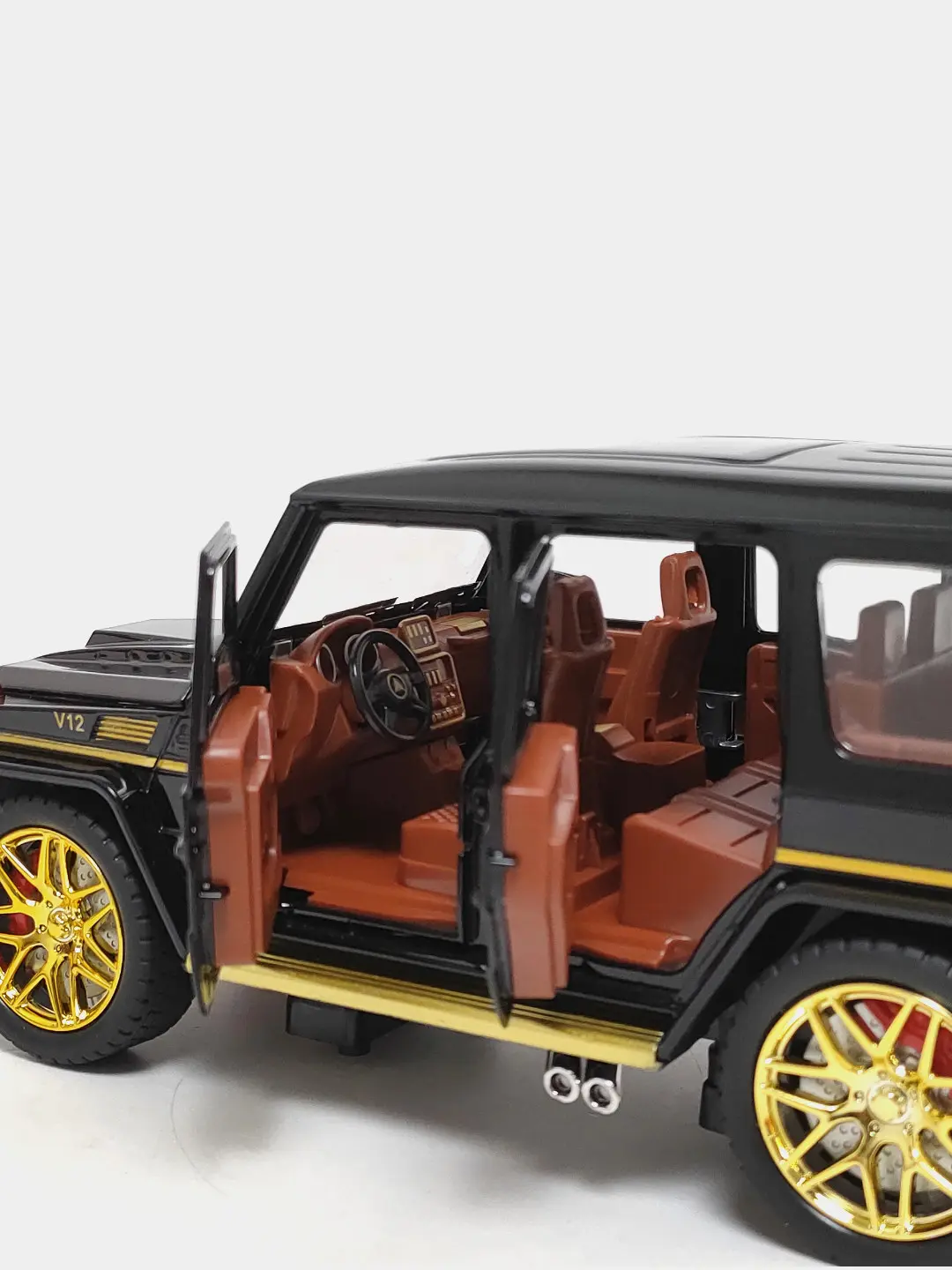 Kolleksiya Mercedes-Benz Gelandewagen G63 qora oltin 25 sm. — 4-rasm