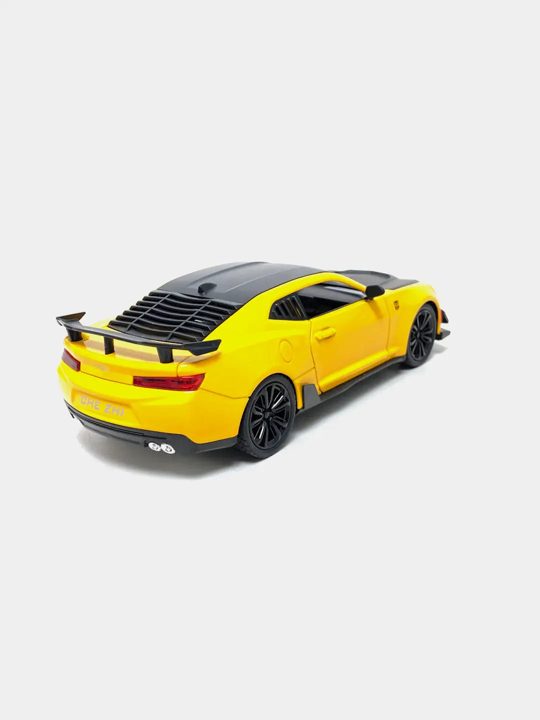 Chevrolet Camaro ZL1 1LE 1:24 sariq metall model mashina. — 2-rasm