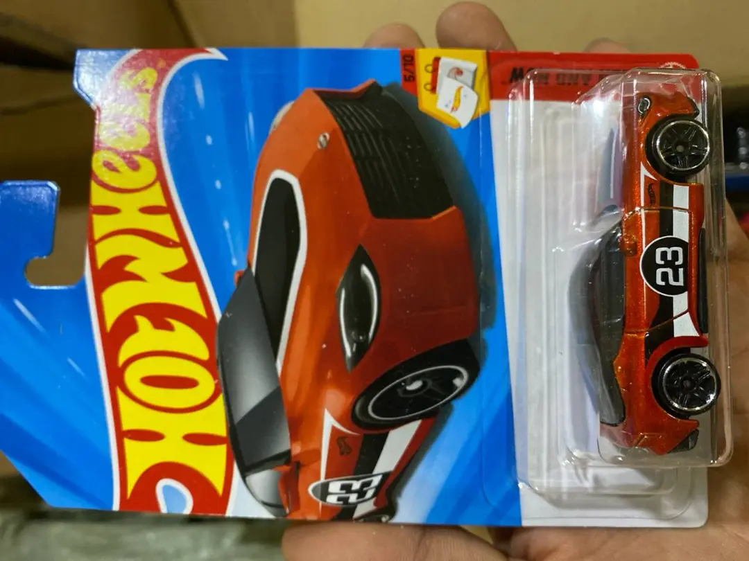 Hot Wheels Mattel masshtabli mashinasi, Metall korpus Die-Cast, Bolalar va kolleksionerlar uchun Коd. 24441 — 12-rasm