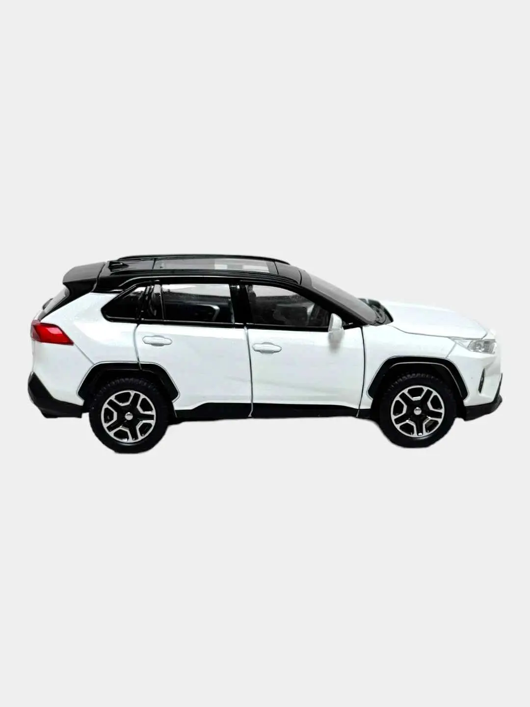 Metall Tayota RAV-4 o'yinchoq mashina, die-cast, detallangan, 1:32, 3 yoshdan oshgan bolalar uchun. — 3-rasm