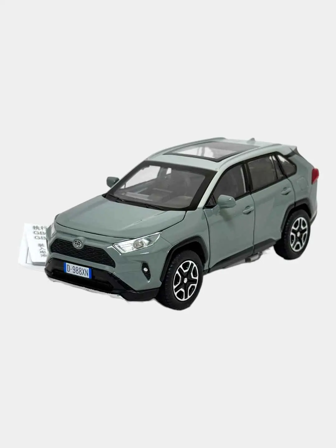 Metall Tayota RAV-4 o'yinchoq mashina, die-cast, detallangan, 1:32, 3 yoshdan oshgan bolalar uchun. — 4-rasm