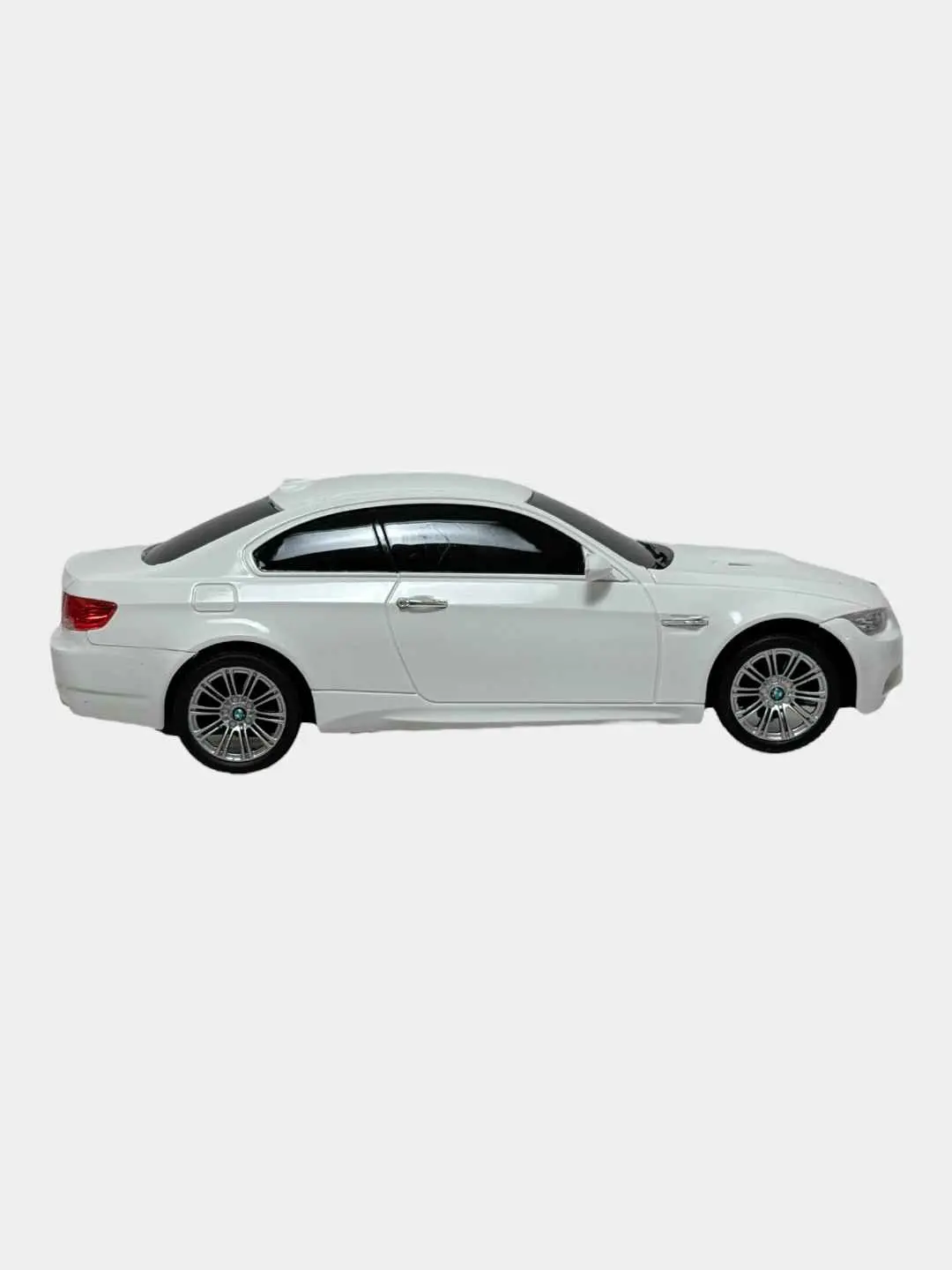 BMW M3 Radio Uxshoyli Avtomobil - Bolalar Uchun Qiziqarli Harakatlar! — 8-rasm