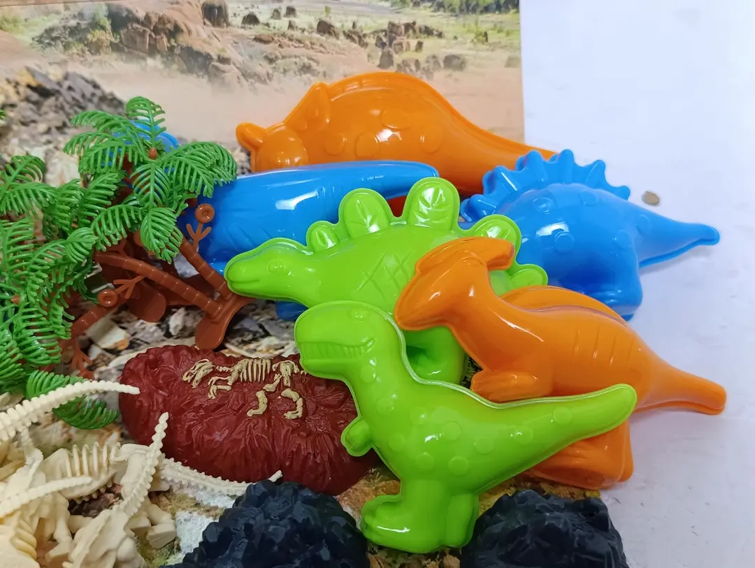 Quvnoq dinozavrlar to' plami, 750g haykalcha qum, 3 yoshdan katta bolalar uchun sensorli o' yinchoqlar — 8-rasm