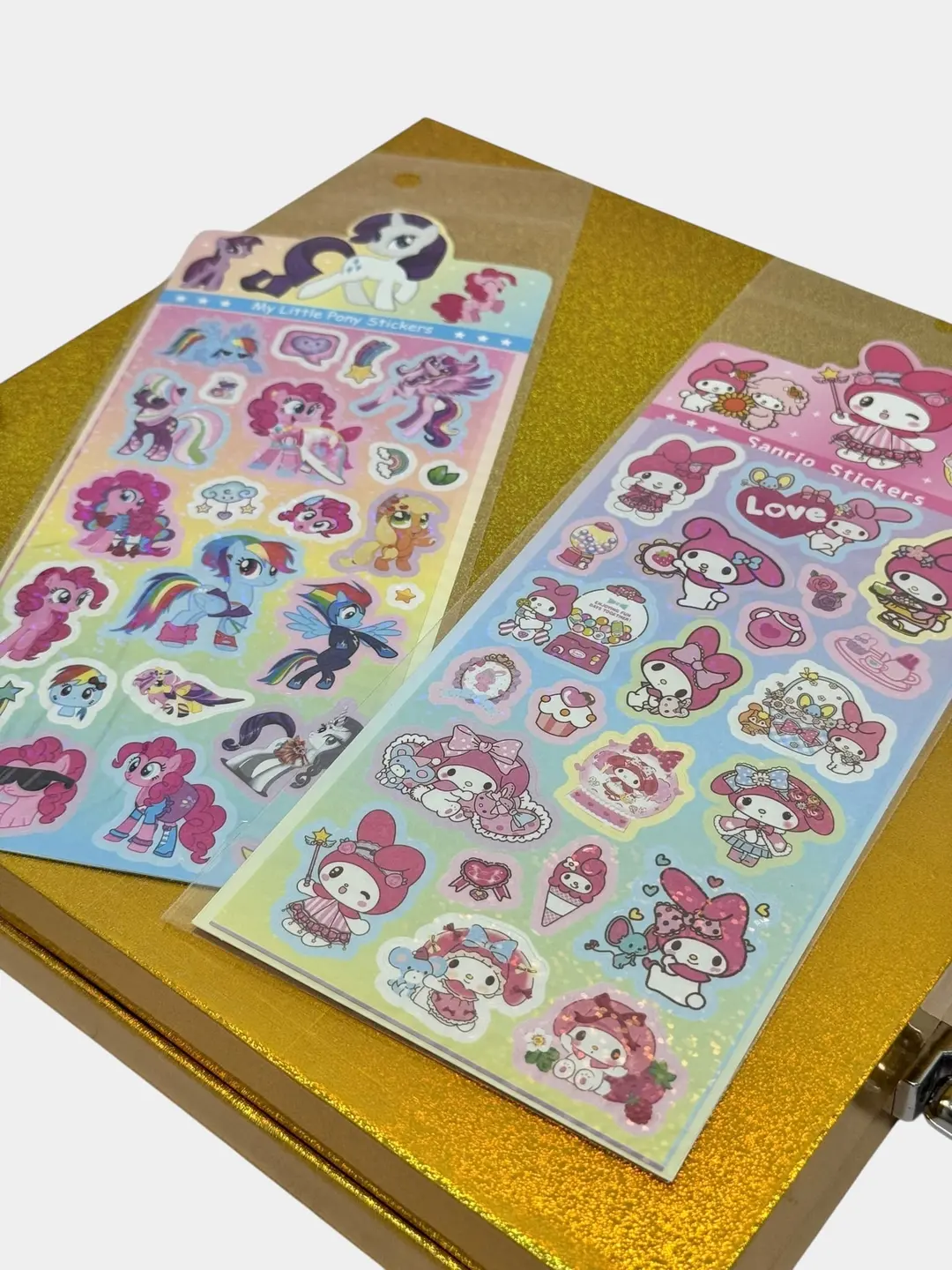 Bolalar kosmetika to'plami Makeover Studio, My Little Pony/Sanrio bilan, 40 rang, 8 yoshdan. — 5-rasm