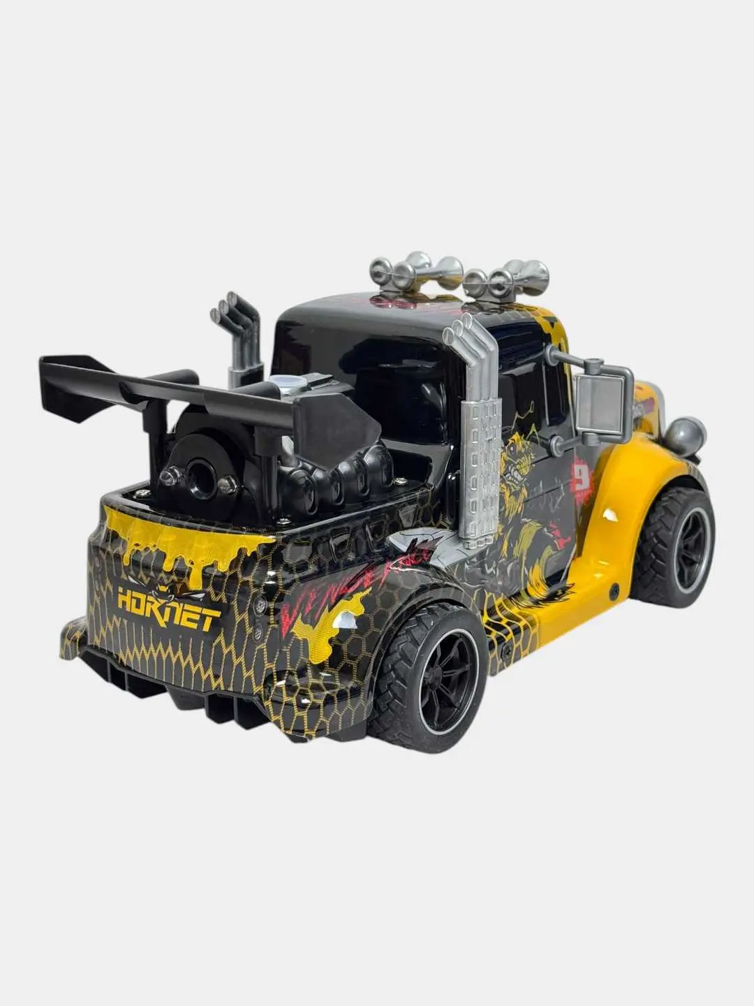 Radio boshqariladigan Hornet mashinasi yashil sport model dizayni 6+ — 8-rasm
