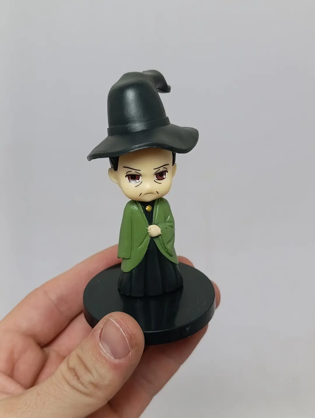 Harry Potter Magic World Classic Series kollektsion figuralari, Chibi uslubi, Ashaddiy muxlislar va 3+ yoshli bolalar uchun, Aksessuarlar bilan — 8-rasm