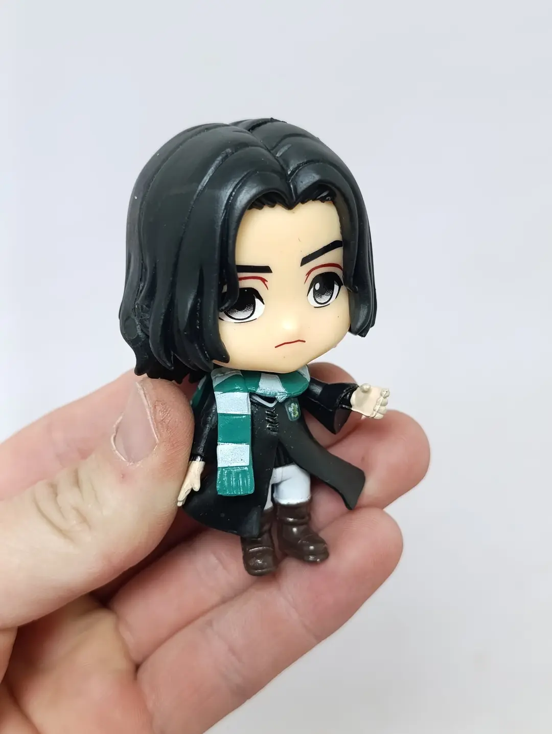 Harry Potter Magic World Classic Series kollektsion figuralari, Chibi uslubi, Ashaddiy muxlislar va 3+ yoshli bolalar uchun, Aksessuarlar bilan — 9-rasm