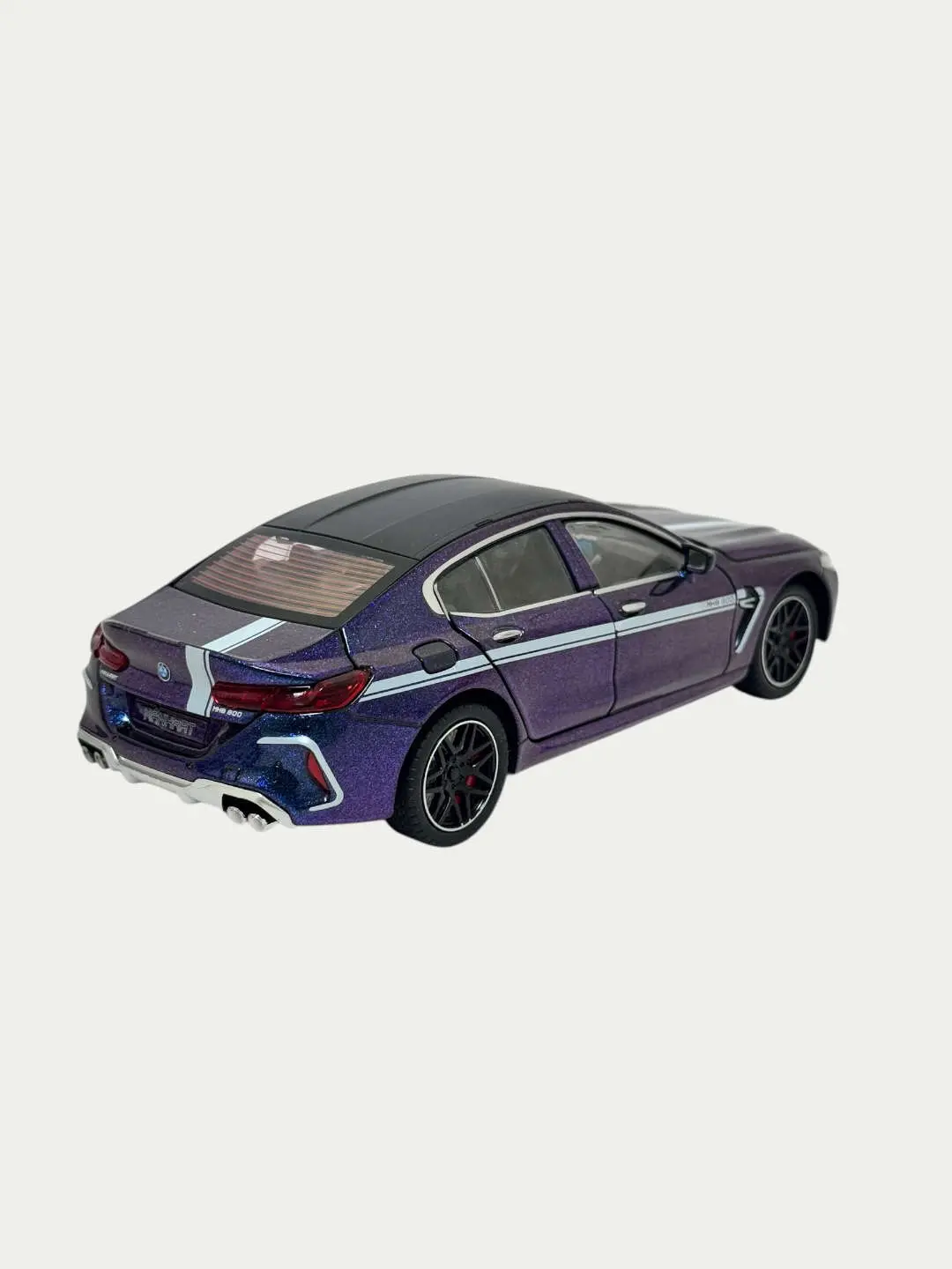 Metall BMW Manhart o'yinchoq mashina 3 yoshdan oshgan bolalar uchun, kolleksion model, realistik — 9-rasm