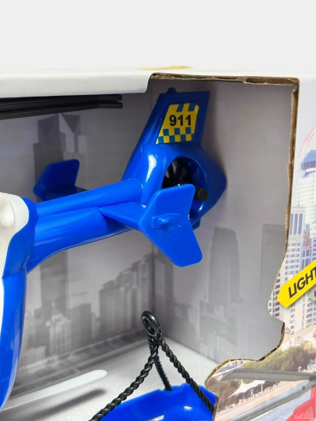 Plastik politsiya vertolyoti "City" Bolalar uchun tortish va platformali inertsion. — 4-rasm
