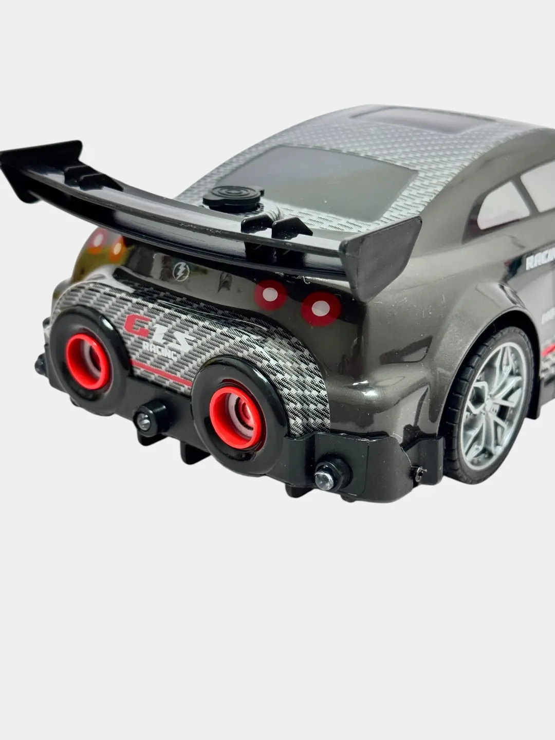Radioboshqaruvchi o'yinchoq
Storm Racing Nissan GTR, maxsus effektli, bolalar uchun — 8-rasm