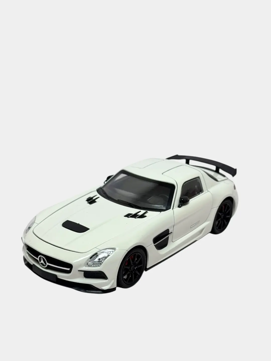 Mercedes Benz SLS AMG kolleksiya modeli, bolalar uchun o'yinchoq metall mashina — 4-rasm