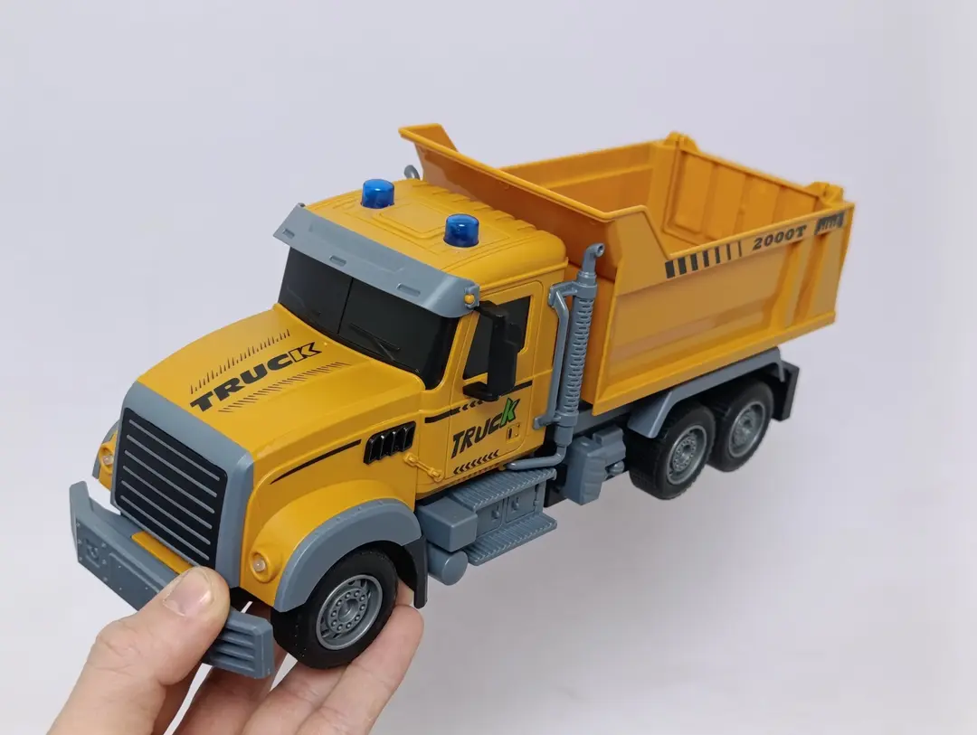 Masofaviy boshqariladigan samosval City Truck 1:16, chiroqli va ovozli yuk mashinasi — 4-rasm