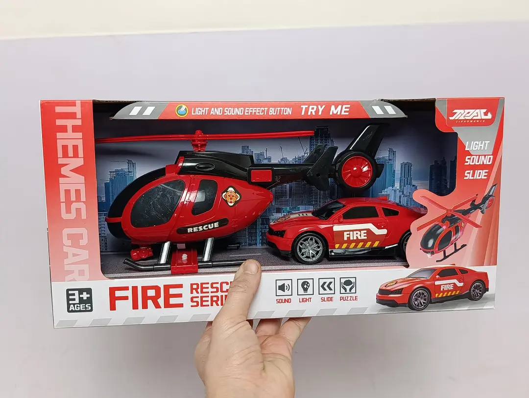 Qutqaruvchi vertolyot va mashina City Rescue, chiroqli va ovozli o'yin to'plami — 2-rasm