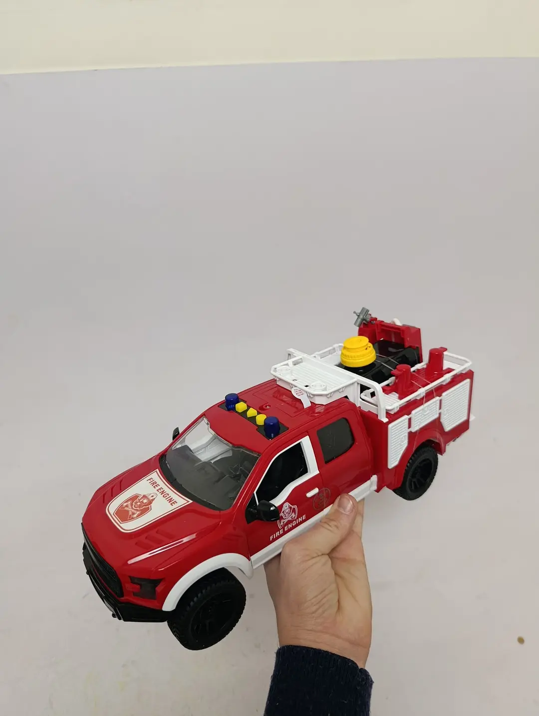 Jin Jia Toys bolalar o't o'chirish pikap mashinasi, chiroqli va ovozli — 4-rasm