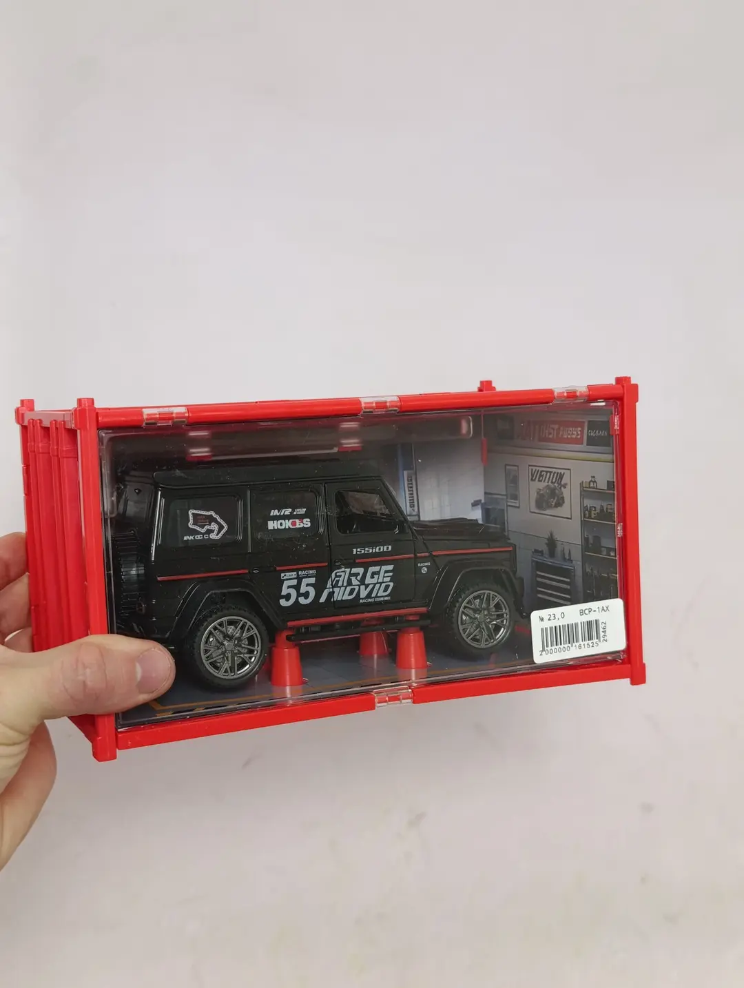 Gelenvagen konteynerda chiroqli mashina, 1:32 kolleksion model, oq vnedorojnik — 6-rasm