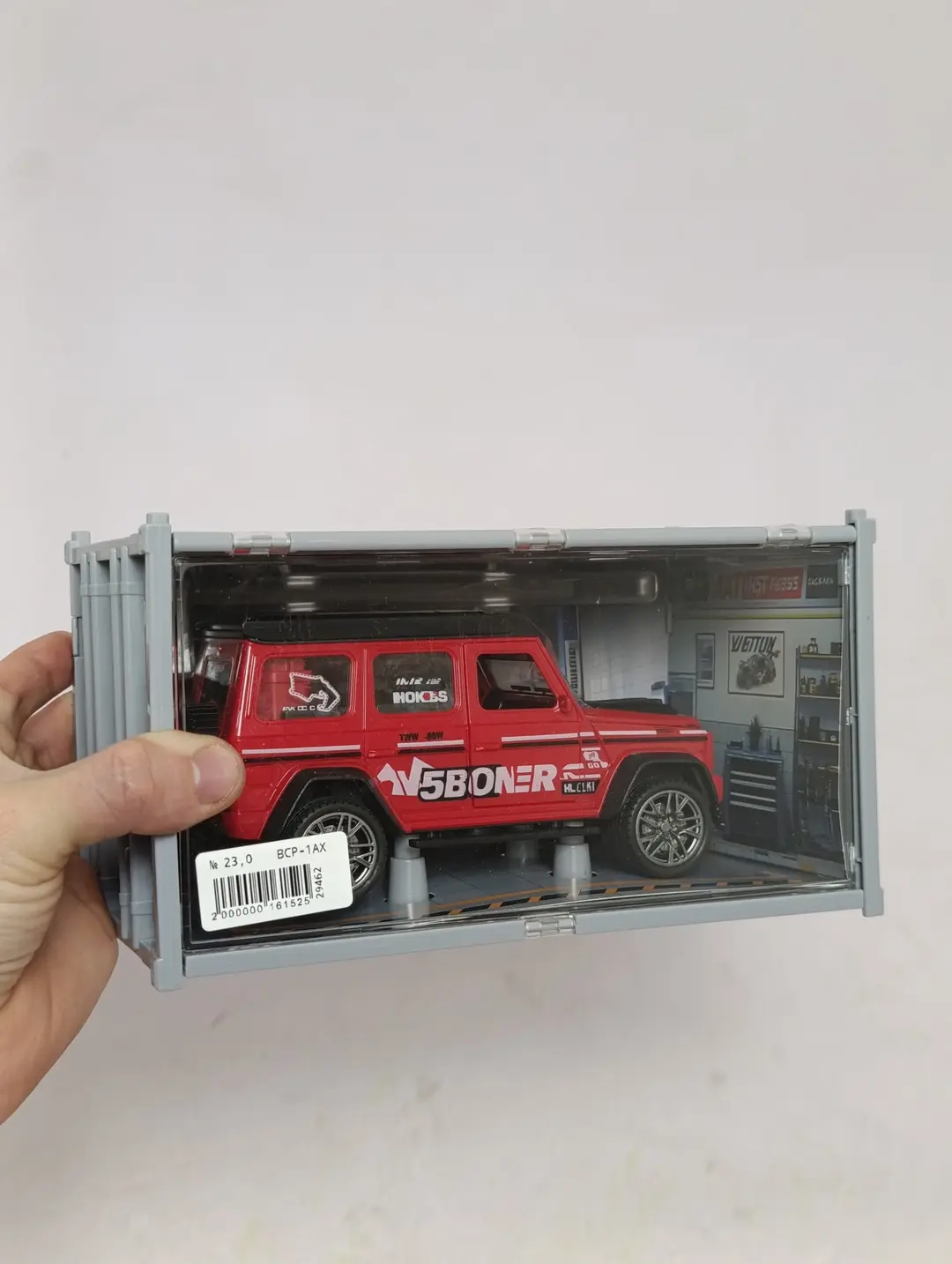 Gelenvagen konteynerda chiroqli mashina, 1:32 kolleksion model, oq vnedorojnik — 7-rasm