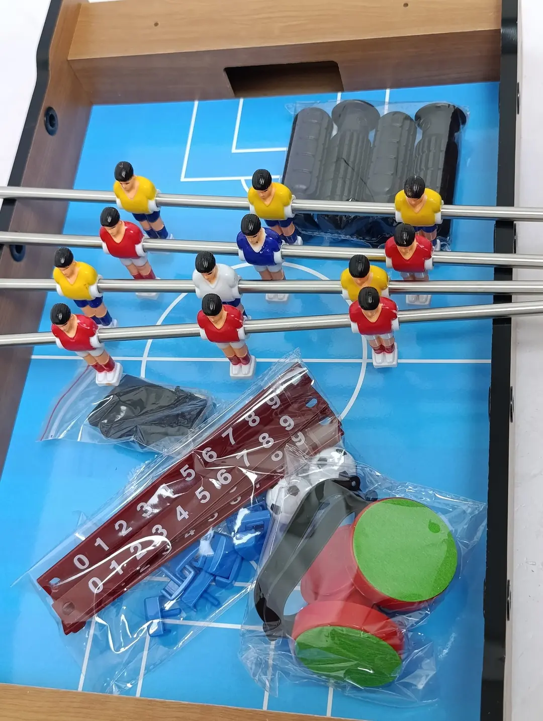 Stol o'yini futbol va xokkey 2 ta 1 da, bolalar uchun kiker va aeroxokkey stoli — 5-rasm