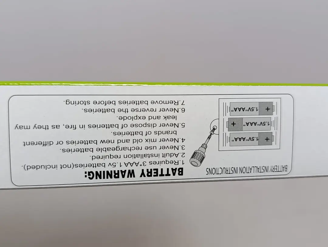 Hayvonot dunyosi plakati va hayvonlar figuralari to'plami, bolalar uchun — 2-rasm