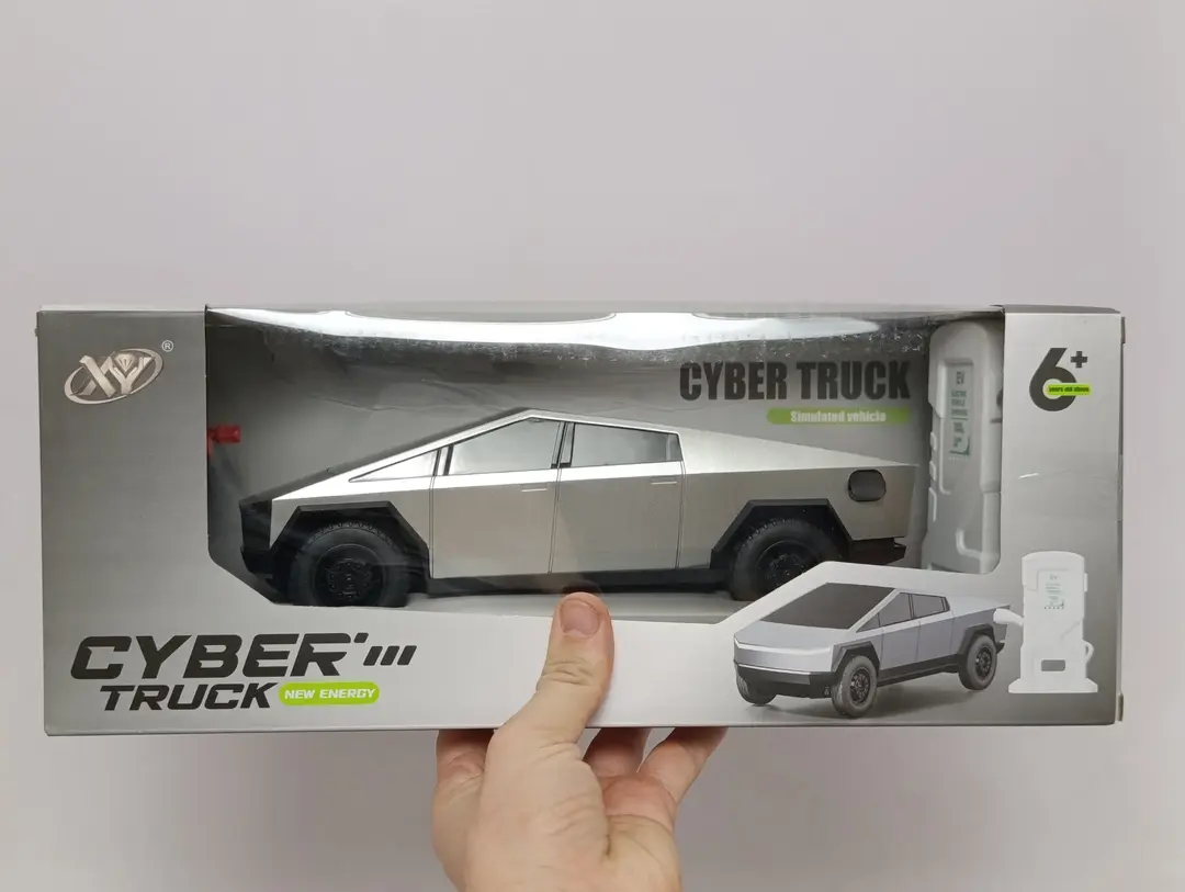 Masofaviy boshqariladigan Kibertrak Tesla Cybertruck XY, pultli pikap yo'ltanlamas