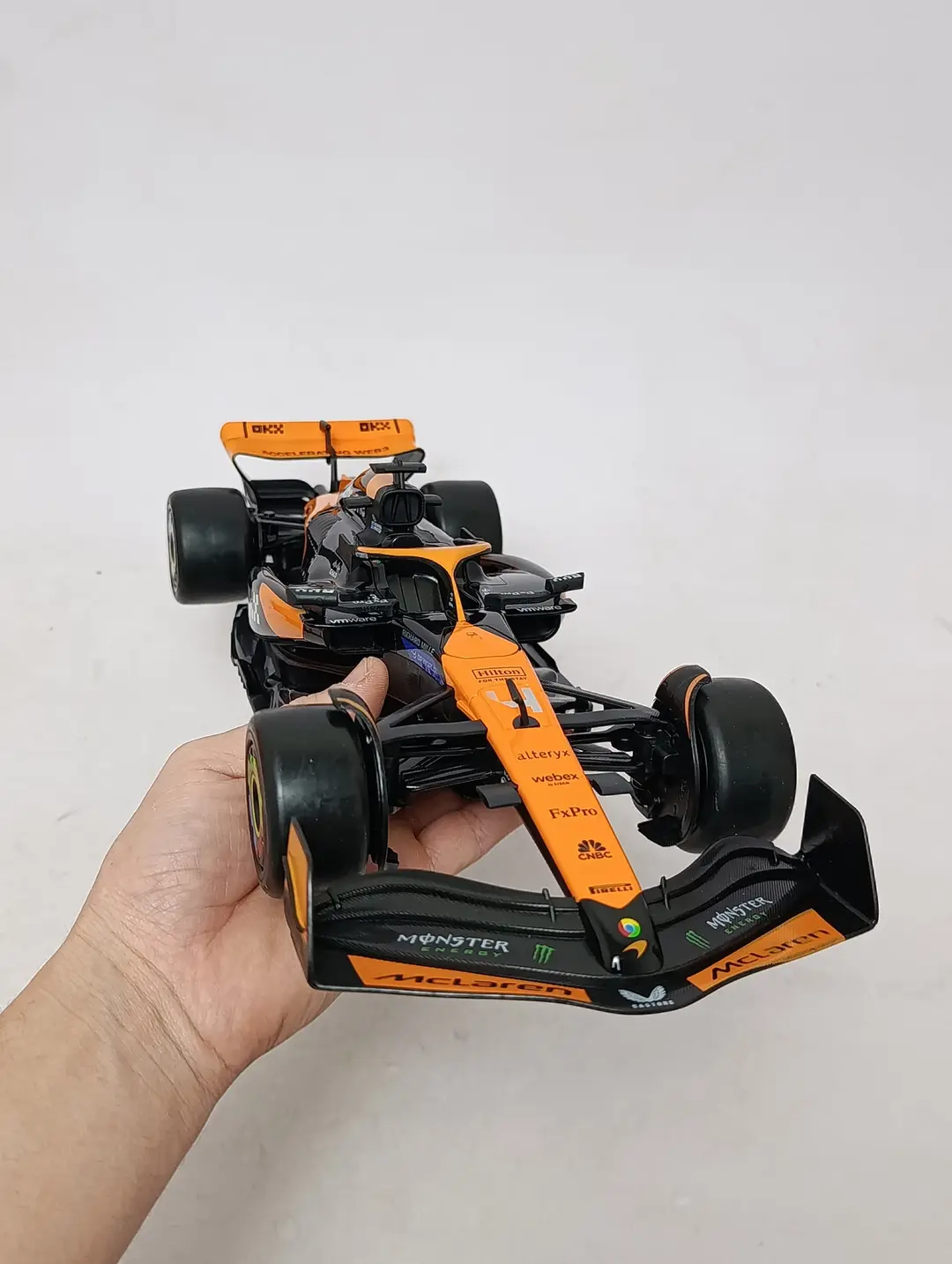 Masofadan boshqariladigan mashina Rastar Formula 1 McLaren MCL38, 1:14 — 18-rasm