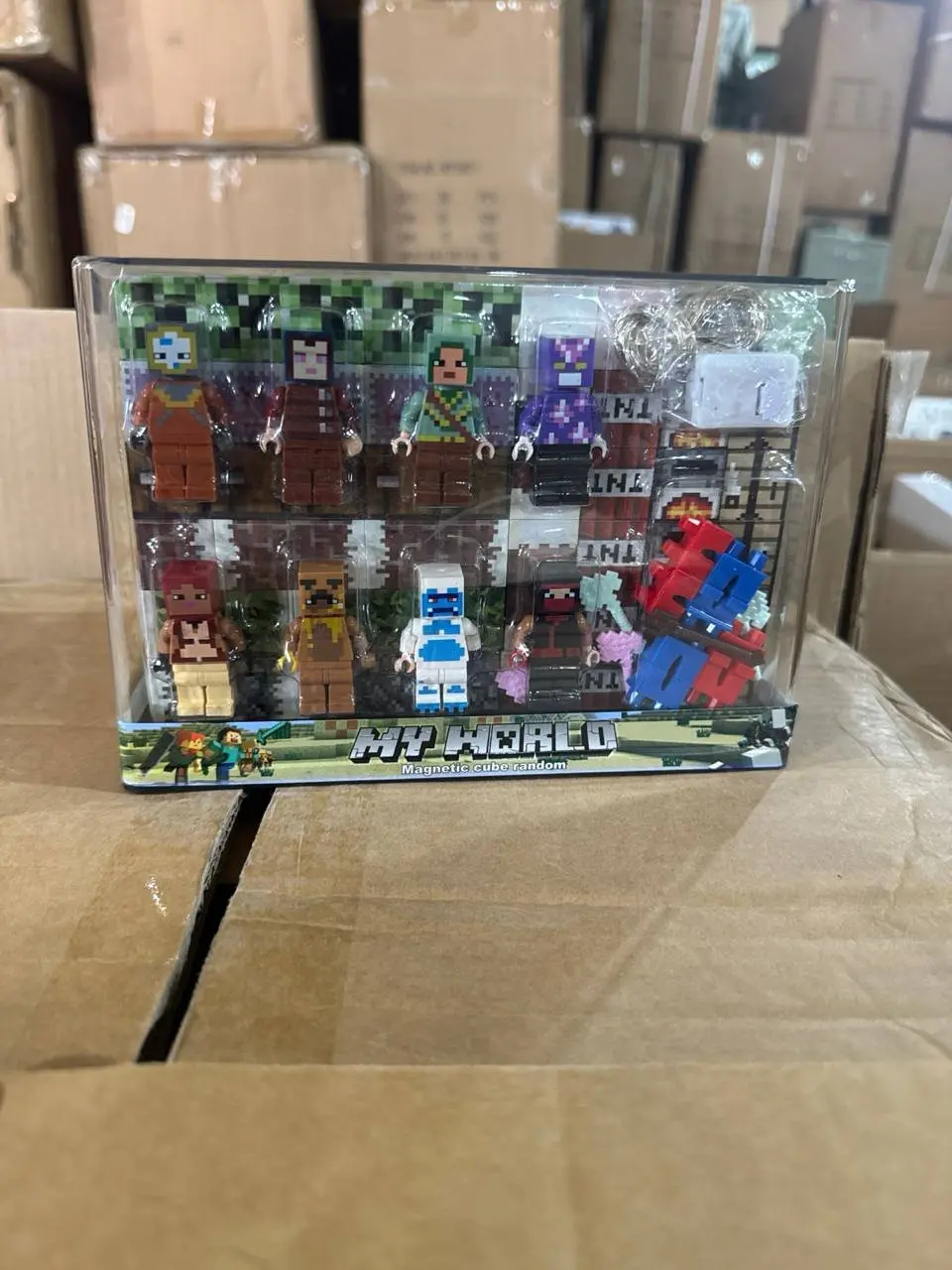 Magnitli konstruktor Minecraft MY WORLD, 216 detal, 8 figura, chiroqli va qutisi bilan