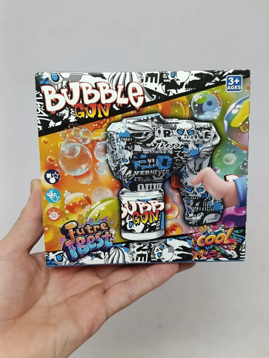 Sovunli pufaklar to'pponchasi avtomatik 6 teshikli, chiroqli va proyeksiyali Graffiti