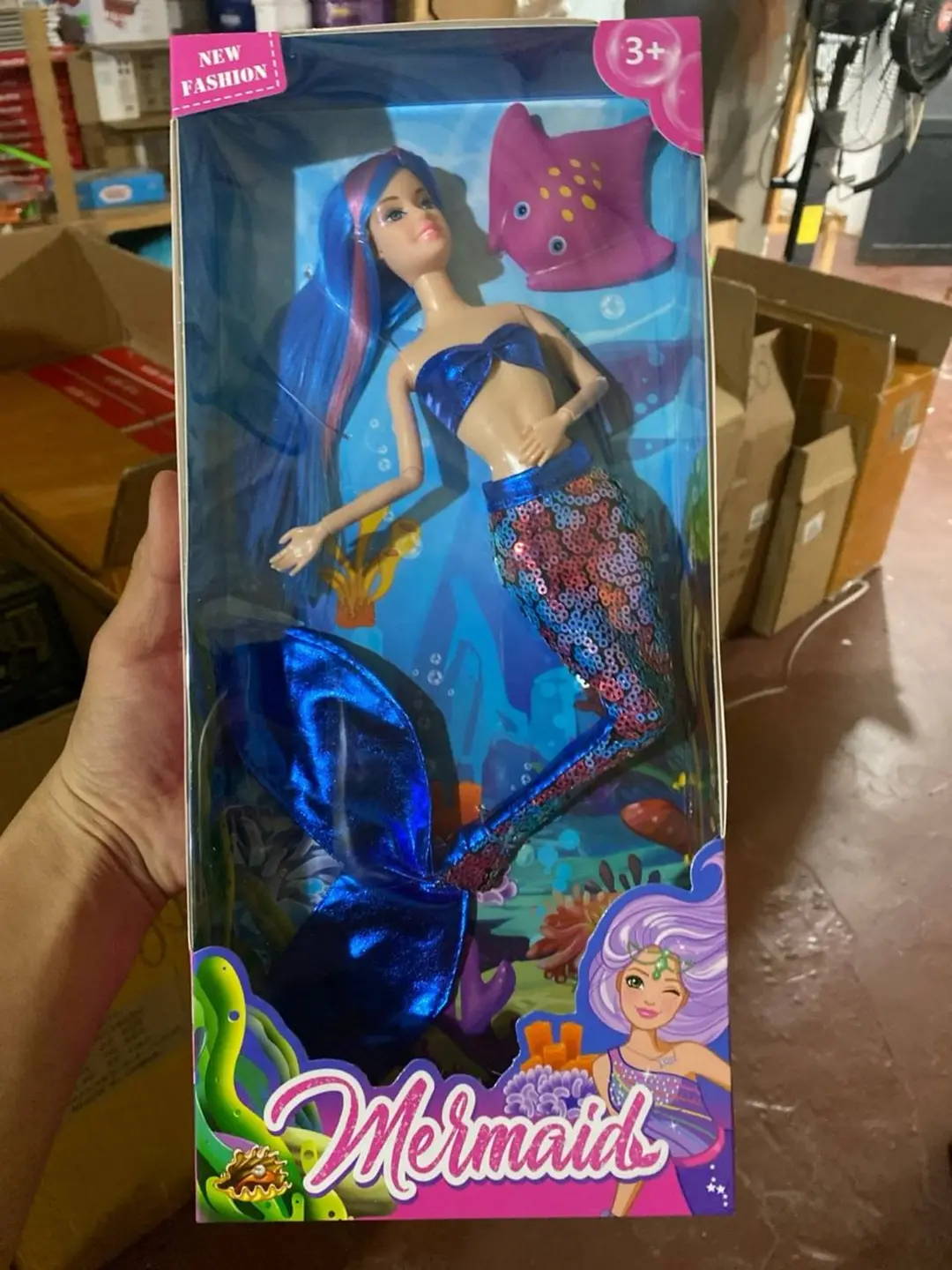 Magic Mermaid suv parisi qo'g'irchog'i, Payetkali dumi va dengiz skati, 3 yoshli qizlar uchun Kod. 29678