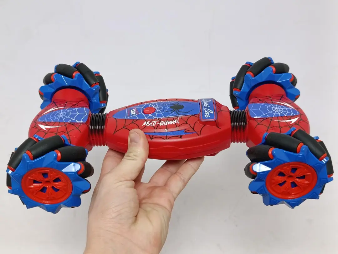 O'rgimchak odam tryuk ko'rsatuvchi pultli o'yinchoq mashinasi, drift va 360 — 6-rasm