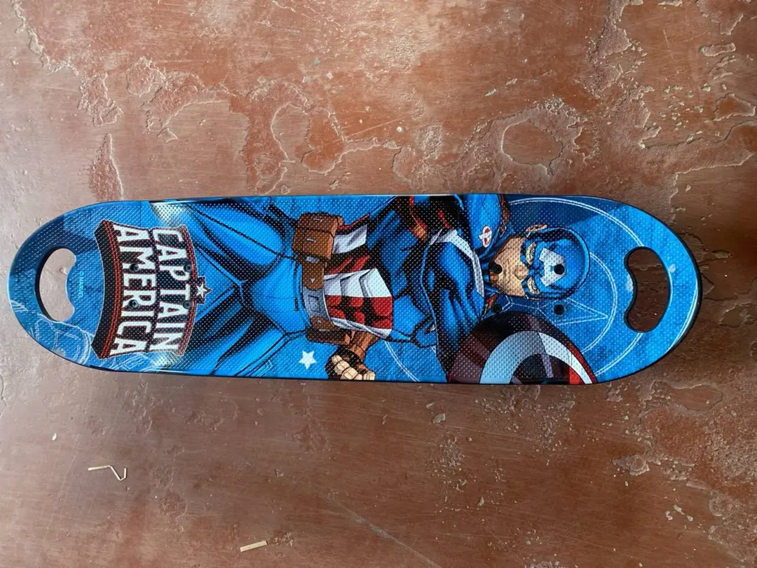 Bolalar penibordi Disney va Marvel 71 sm, Tutqichli va yumshoq g'ildirakli, O'g'il va qizlar uchun — 3-rasm