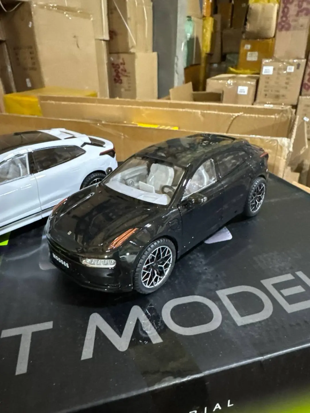 Zeekr 001 metall inersion modeli, Eshik va kapotlari ochiladigan, Bolalar va kolleksiyachilar uchun — 2-rasm