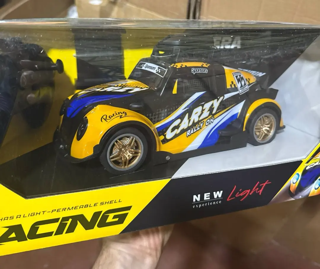 Masofadan boshqariladigan Crazy Rally mashinasi, Yorug'likli korpus va kamera, Bolalar uchun sovg'a — 4-rasm