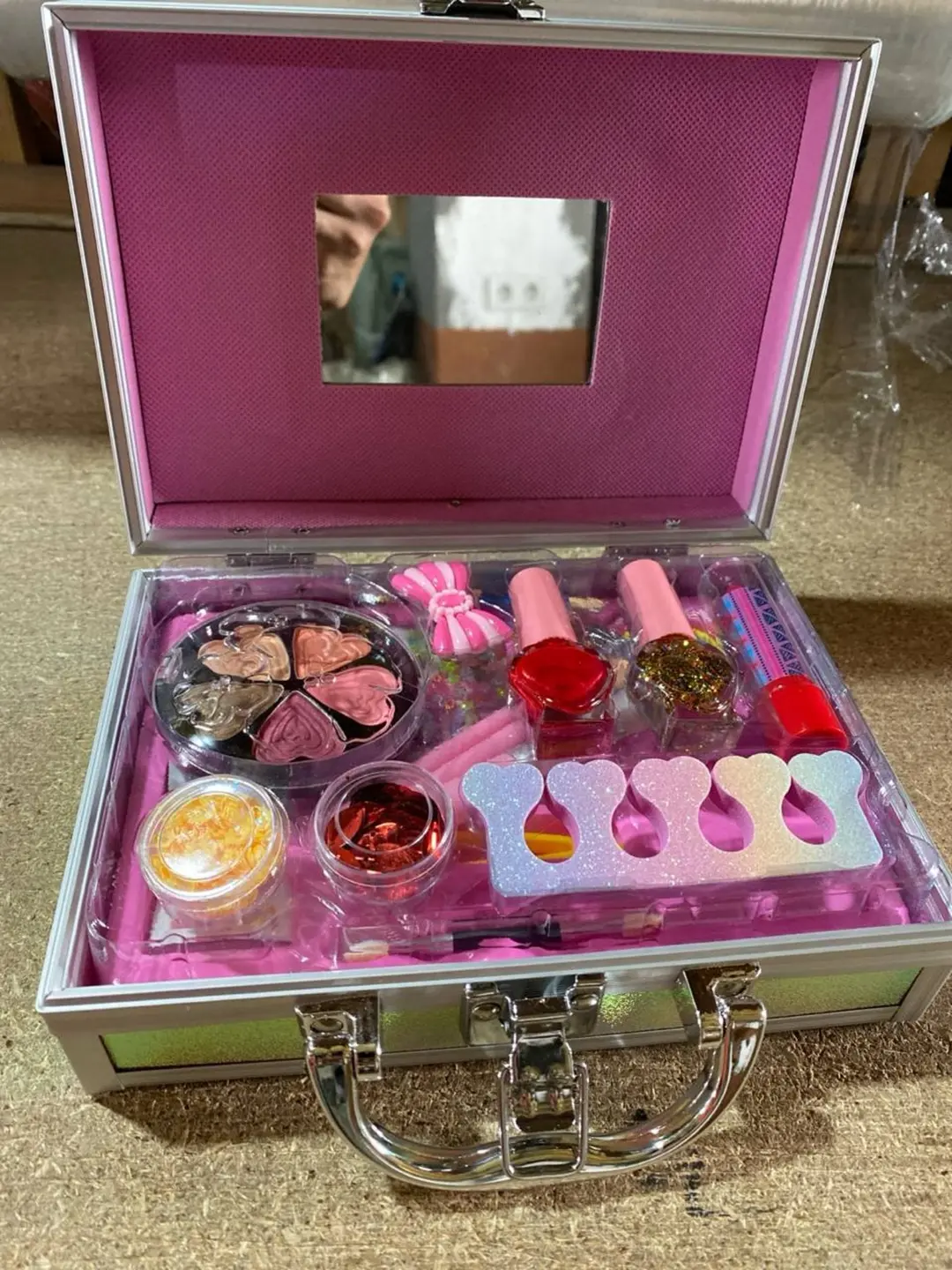 Qizlar uchun Shining Makeup bolalar kosmetikasi va manikyur to'plami — 2-rasm