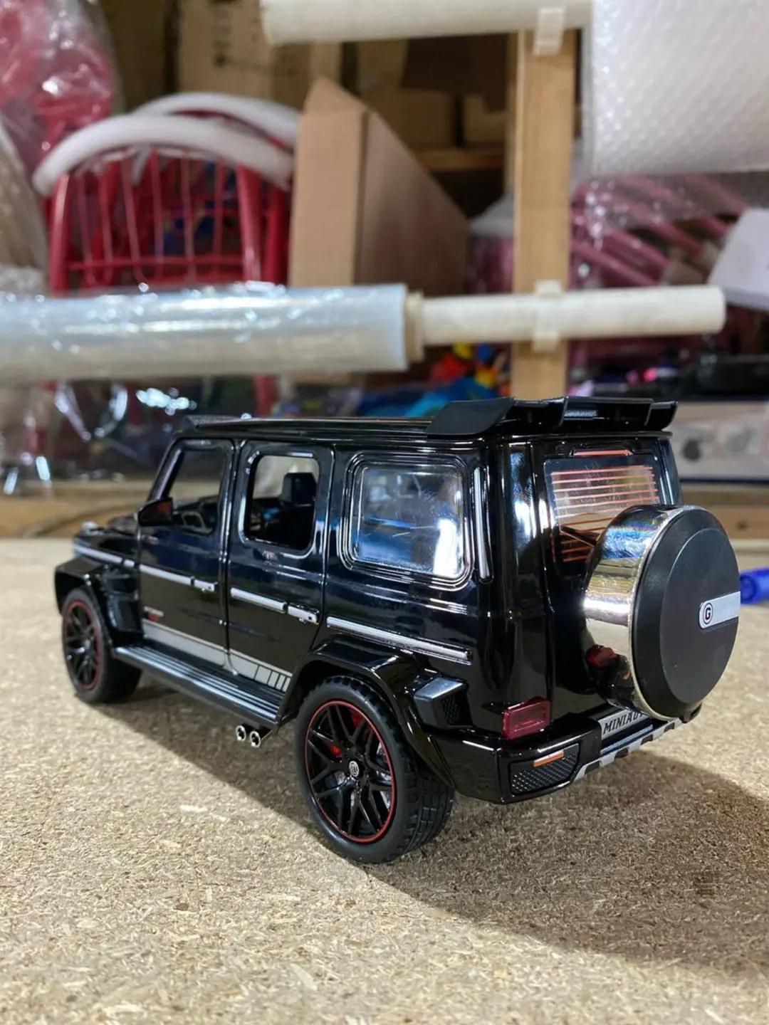 Металлическая модель Mercedes-Benz G-Class Brabus, Инерционная со звуком и светом — фото 2