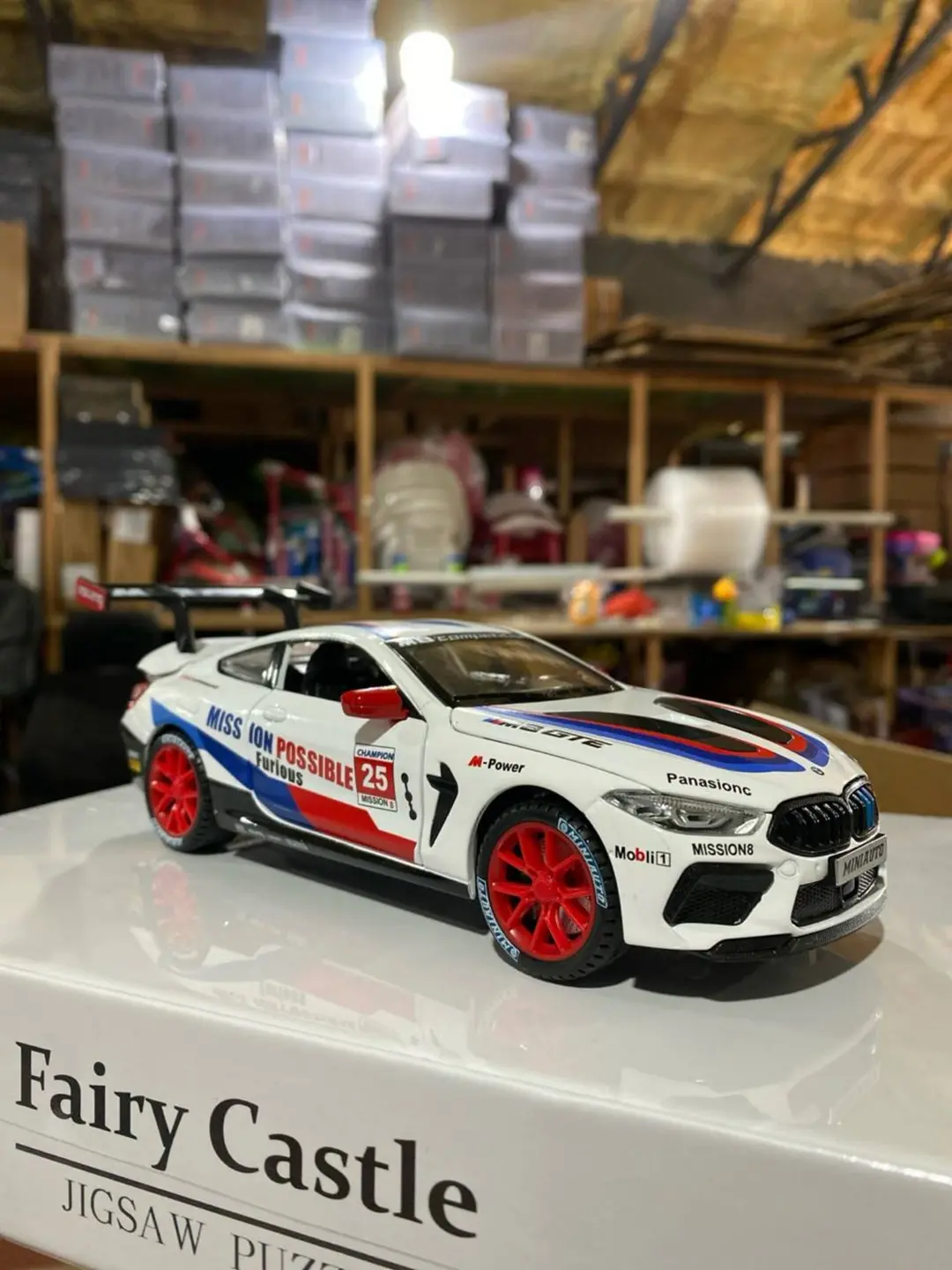 Модель BMW M8 GTE MINIAUTO, Гоночный масштабный болид, Подарок коллекционеру