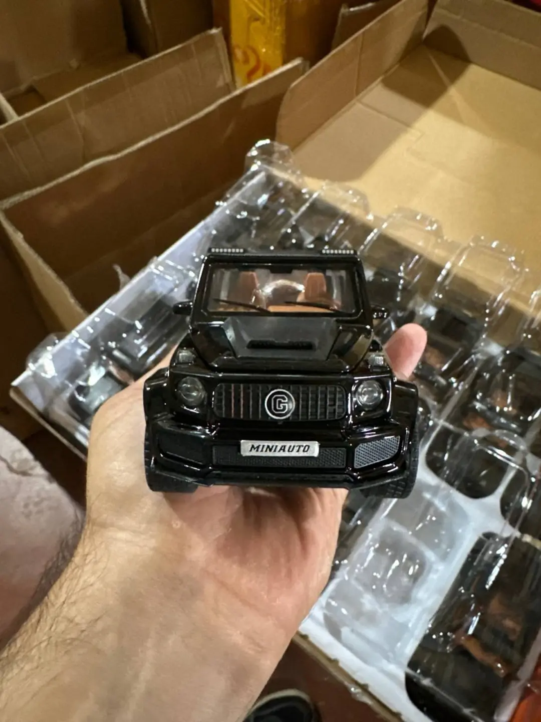 Mercedes G-klass Brabus metall modeli, Gelenvagen yo'ltanlamas, Sovg'a — 2-rasm
