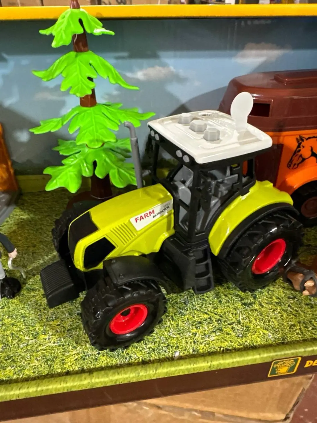 Ferma o'yin to'plami, Tirkamali traktor va otlar, Chiroqli, Bolalar uchun — 2-rasm