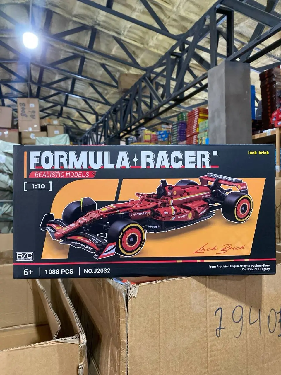 Radioboshqariladigan konstruktor Formula-1 bolidi Luck Brick, 1:10 masshtab, 1088 detallar — 13-rasm