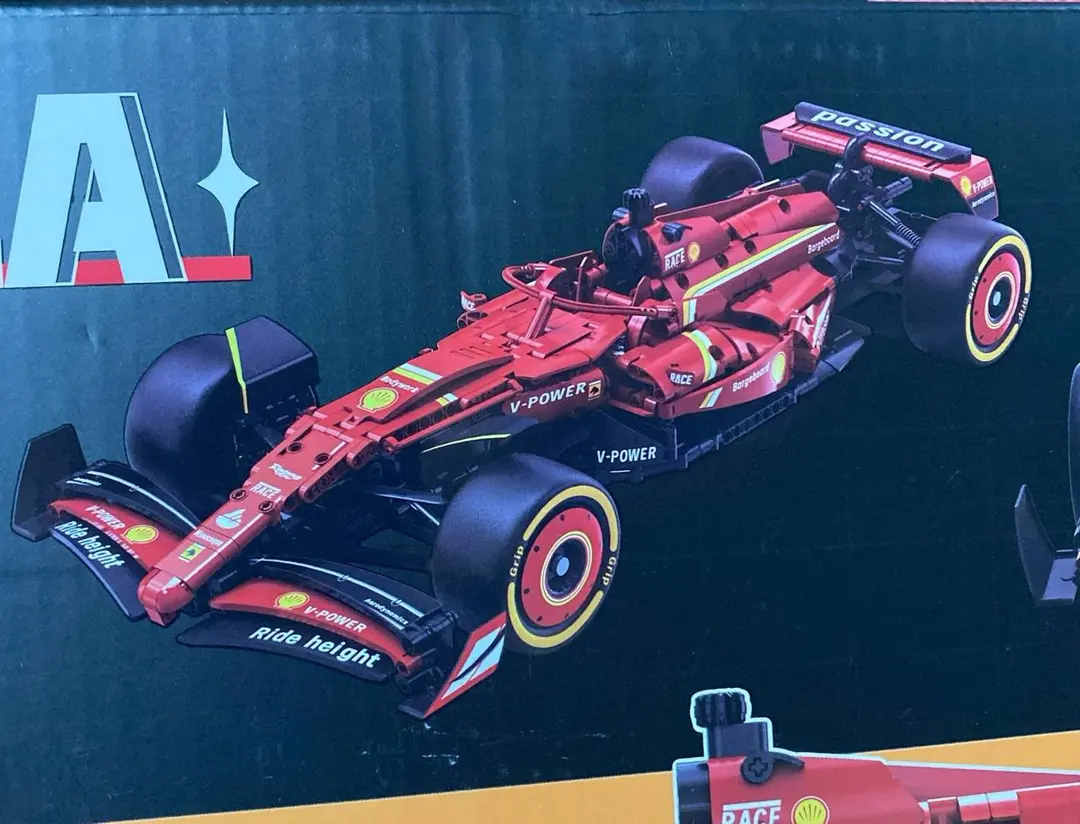 Radioboshqariladigan konstruktor Formula-1 bolidi Luck Brick, 1:10 masshtab, 1088 detallar — 16-rasm