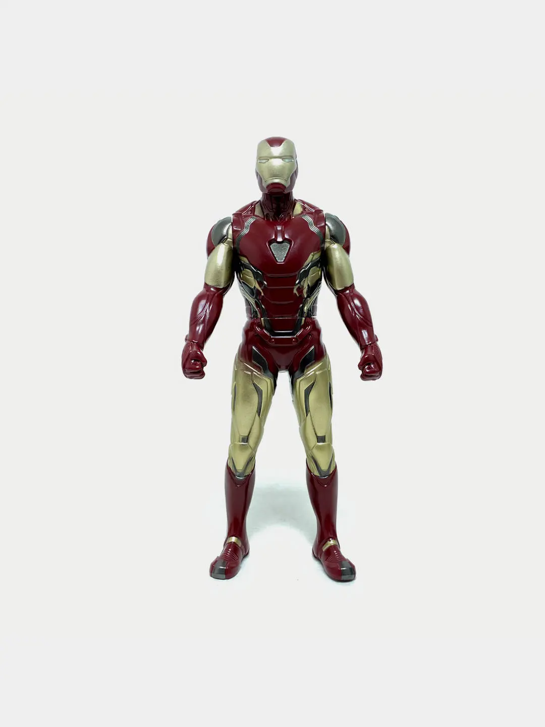 Temir odam qahramoni figurasi Qasoskorlar Marvel, bolalar uchun o'yinchoq — 2-rasm